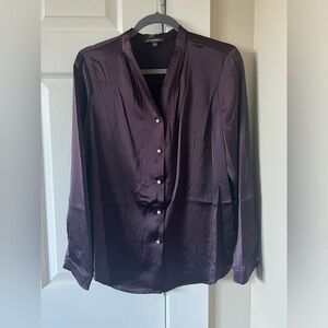 Women’s Adrianna Papell Pebble Satin blouse. Plum Color. Size M